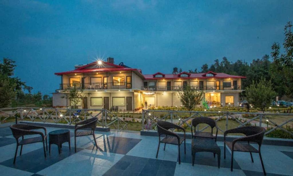 Vue Magique Resort Chail Exterior foto
